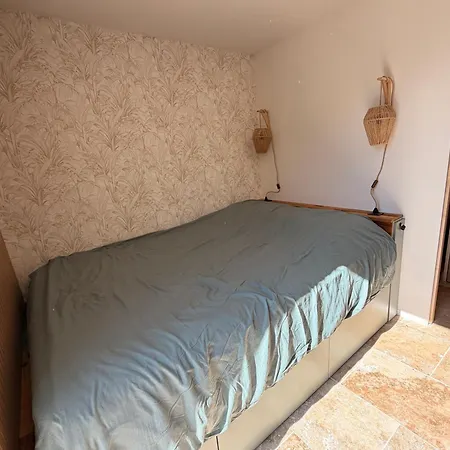 Sexty-nine, 69 Heliovillage * Agde