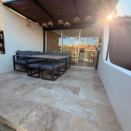 Sexty-nine, 69 Heliovillage Villa